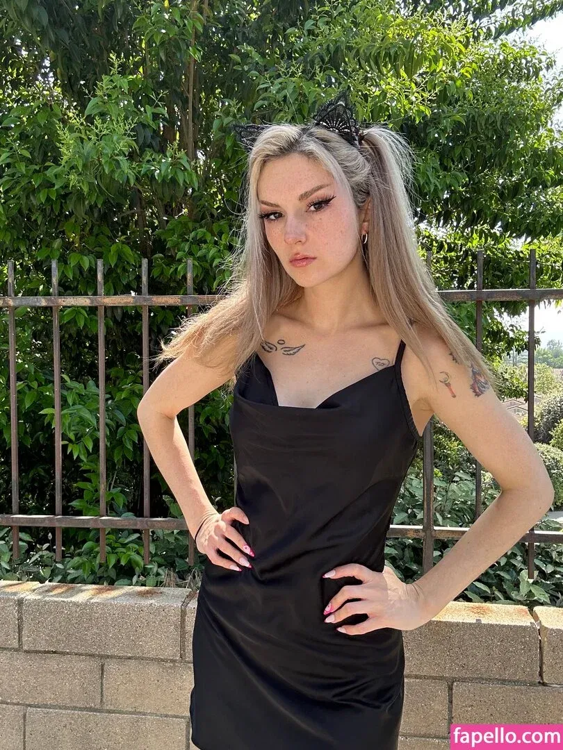 Busy B ASMR / busybasmr Onlyfans Photo Gallery 