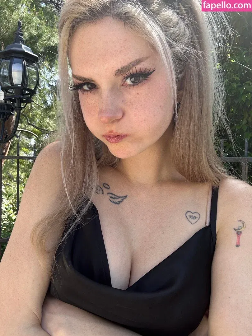 Busy B ASMR / busybasmr Onlyfans Photo Gallery 