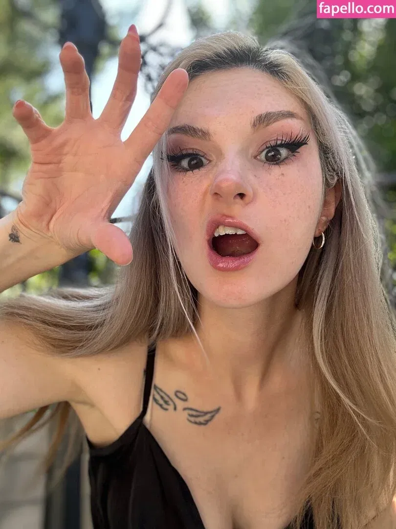 Busy B ASMR / busybasmr Onlyfans Photo Gallery 