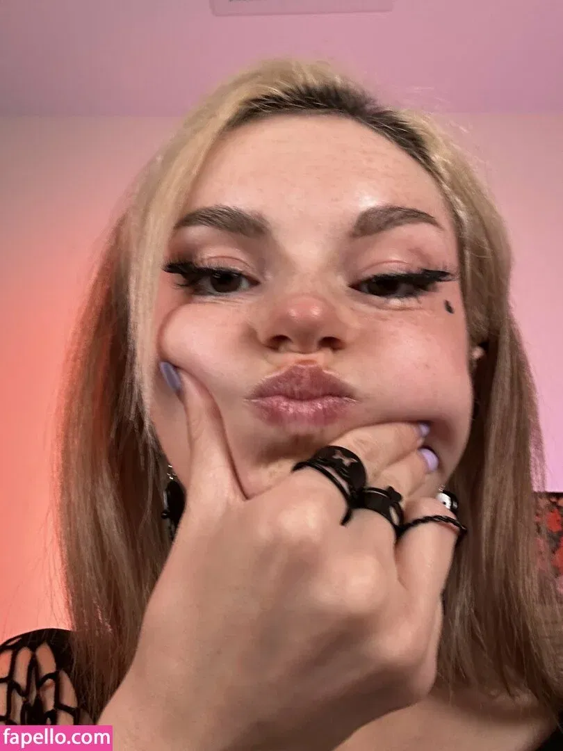 Busy B ASMR / busybasmr Onlyfans Photo Gallery 