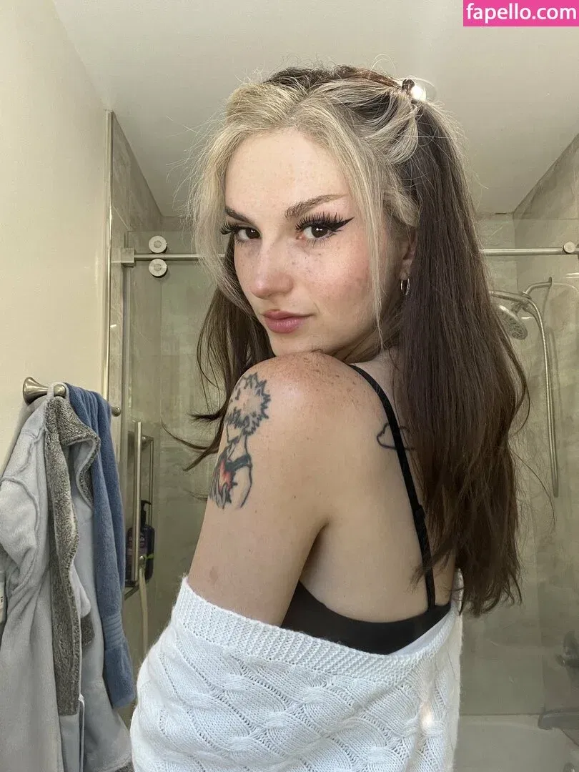 Busy B ASMR / busybasmr Onlyfans Photo Gallery 