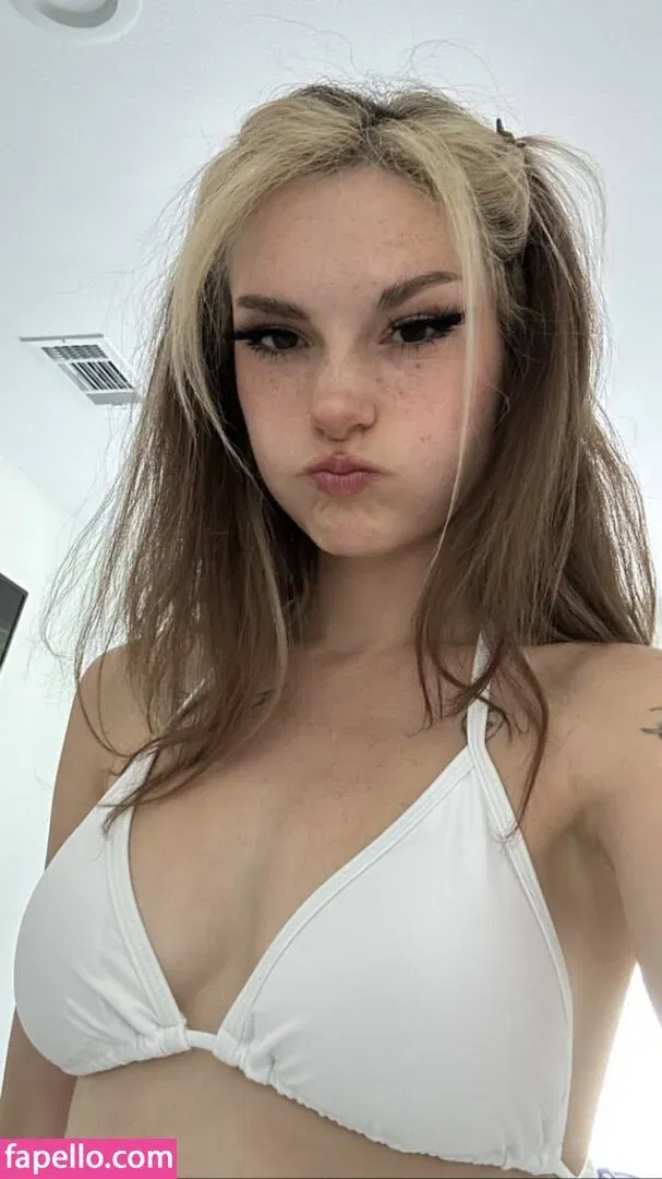 Busy B ASMR / busybasmr Onlyfans Photo Gallery 