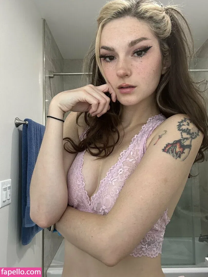 Busy B ASMR / busybasmr Onlyfans Photo Gallery 