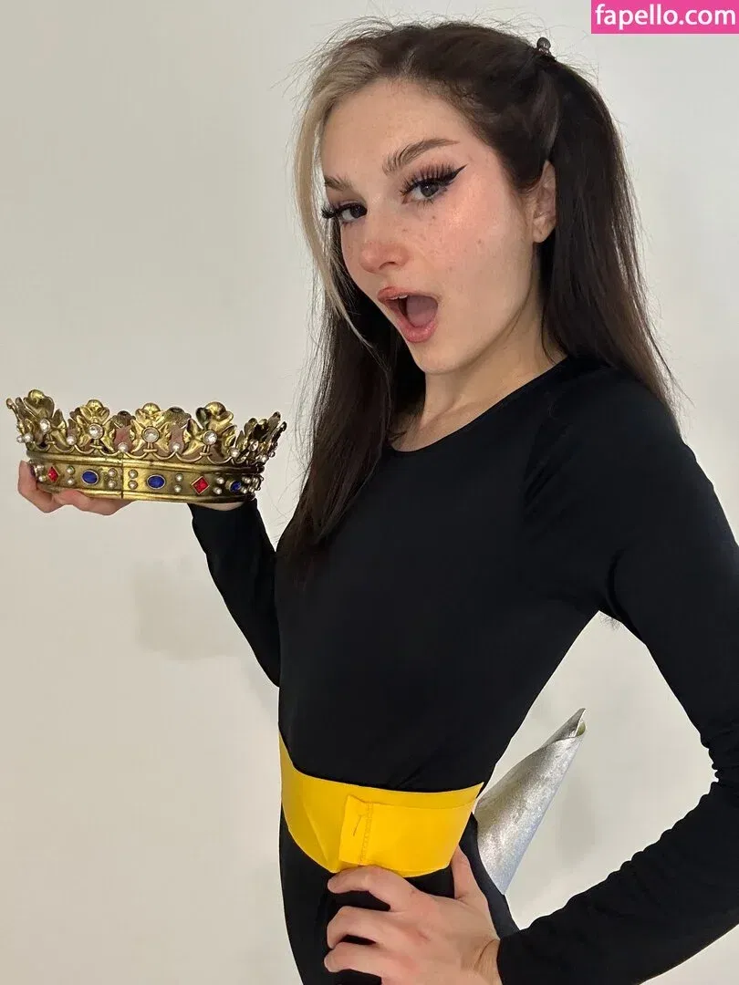 Busy B ASMR / busybasmr Onlyfans Photo Gallery 