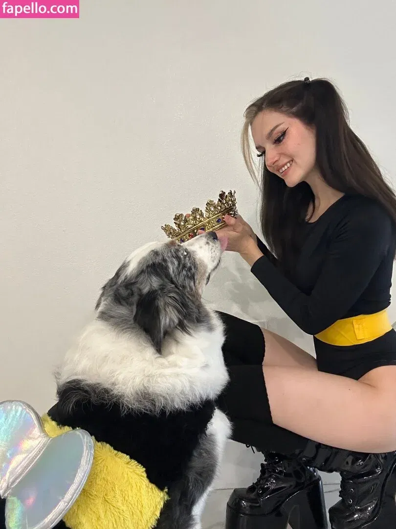 Busy B ASMR / busybasmr Onlyfans Photo Gallery 