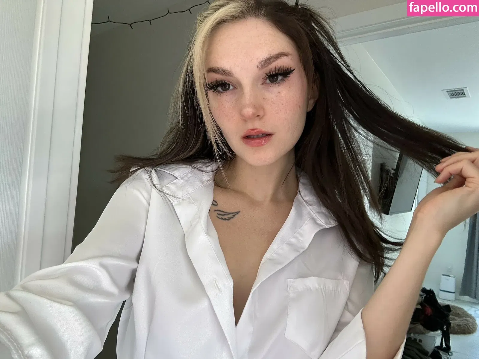 Busy B ASMR / busybasmr Onlyfans Photo Gallery 