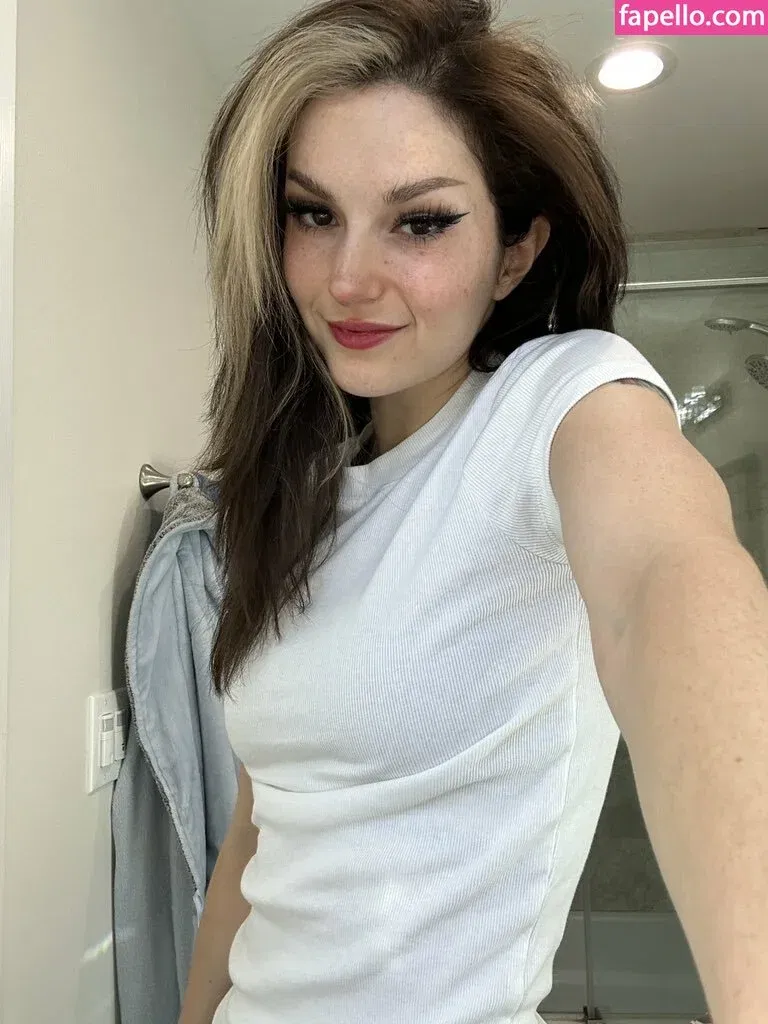 Busy B ASMR / busybasmr Onlyfans Photo Gallery 