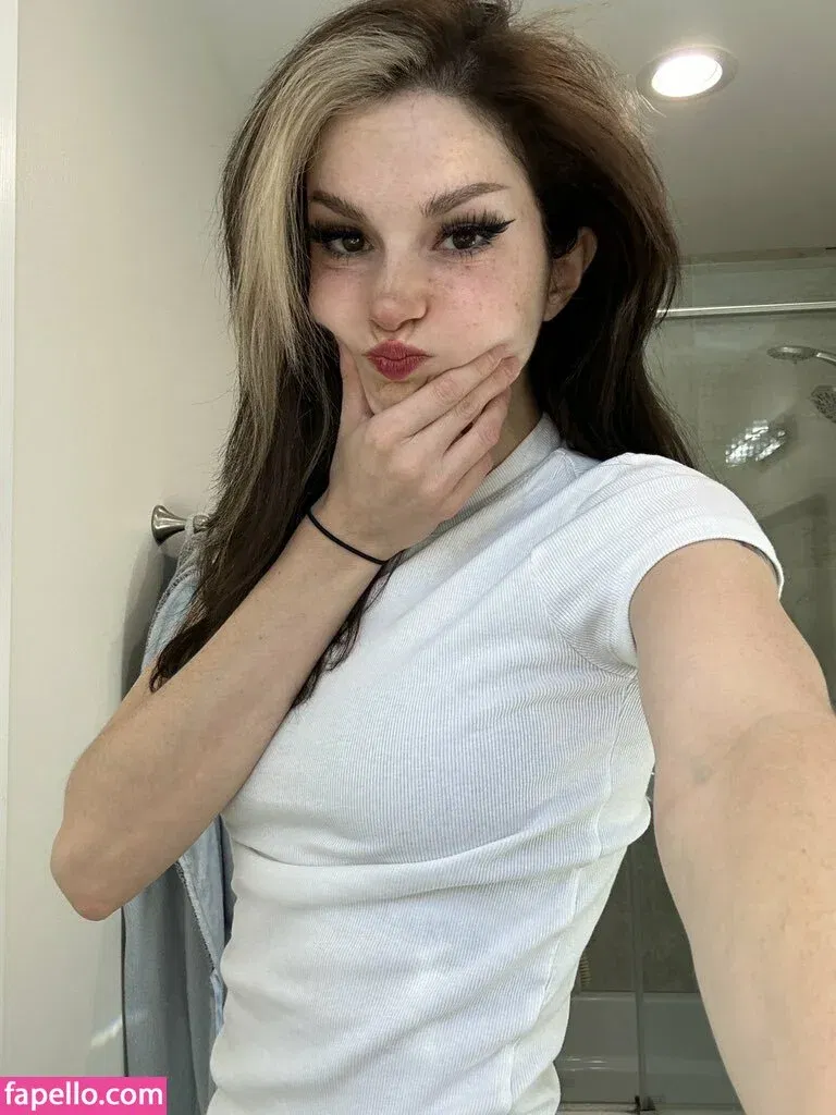 Busy B ASMR / busybasmr Onlyfans Photo Gallery 