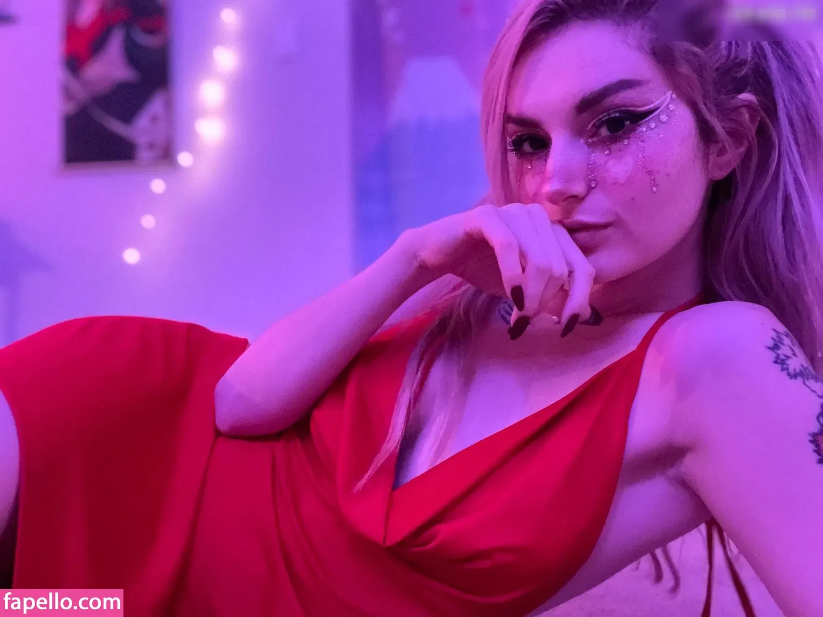 Busy B ASMR / busybasmr Onlyfans Photo Gallery 