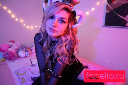 Busy B ASMR / busybasmr Onlyfans Photo Gallery 