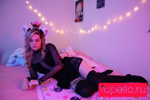 Busy B ASMR / busybasmr Onlyfans Photo Gallery 