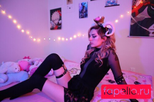 Busy B ASMR / busybasmr Onlyfans Photo Gallery 