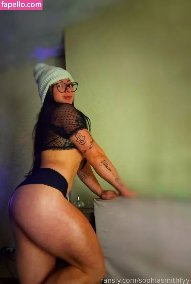 sophiasmithfyy / sophsssmith Onlyfans Photo Gallery 