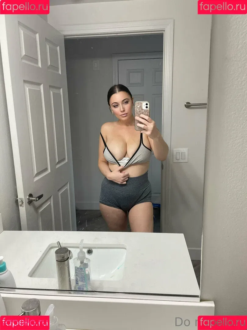 daniellelancaster / daniellelancaster_ Onlyfans Photo Gallery 