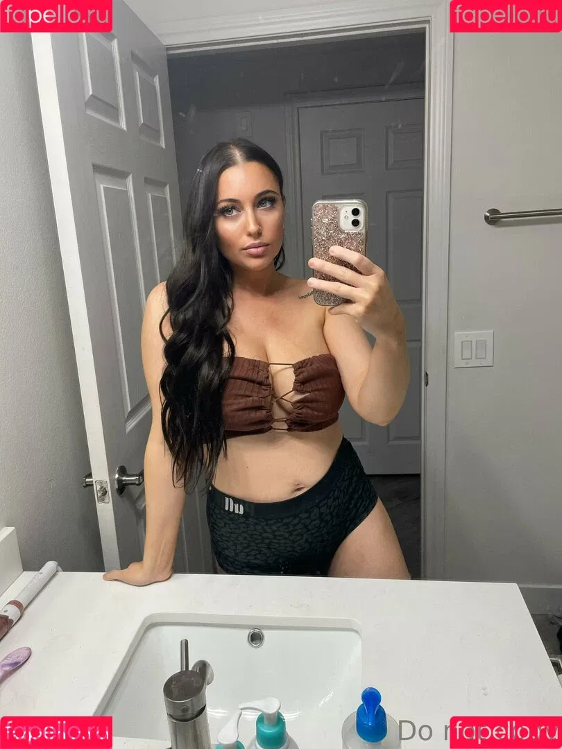 daniellelancaster / daniellelancaster_ Onlyfans Photo Gallery 