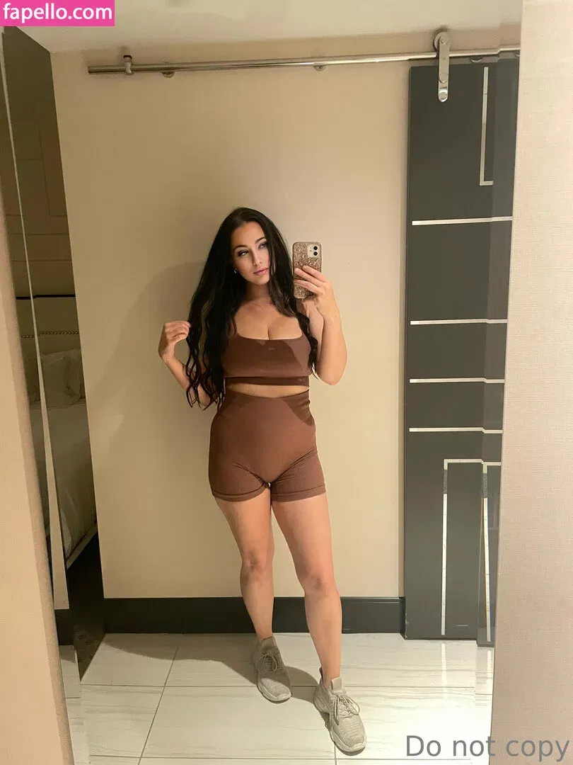 daniellelancaster / daniellelancaster_ Onlyfans Photo Gallery 