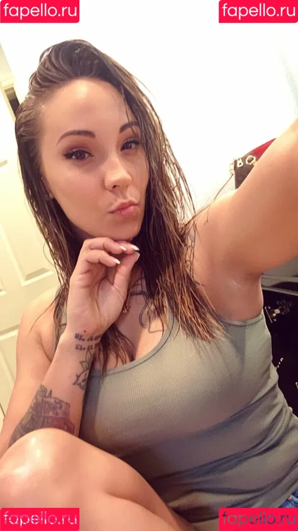 Sasha Foxxx / _sasha_foxx_ / foxxxstudios / sashafoxxx Onlyfans Photo Gallery 