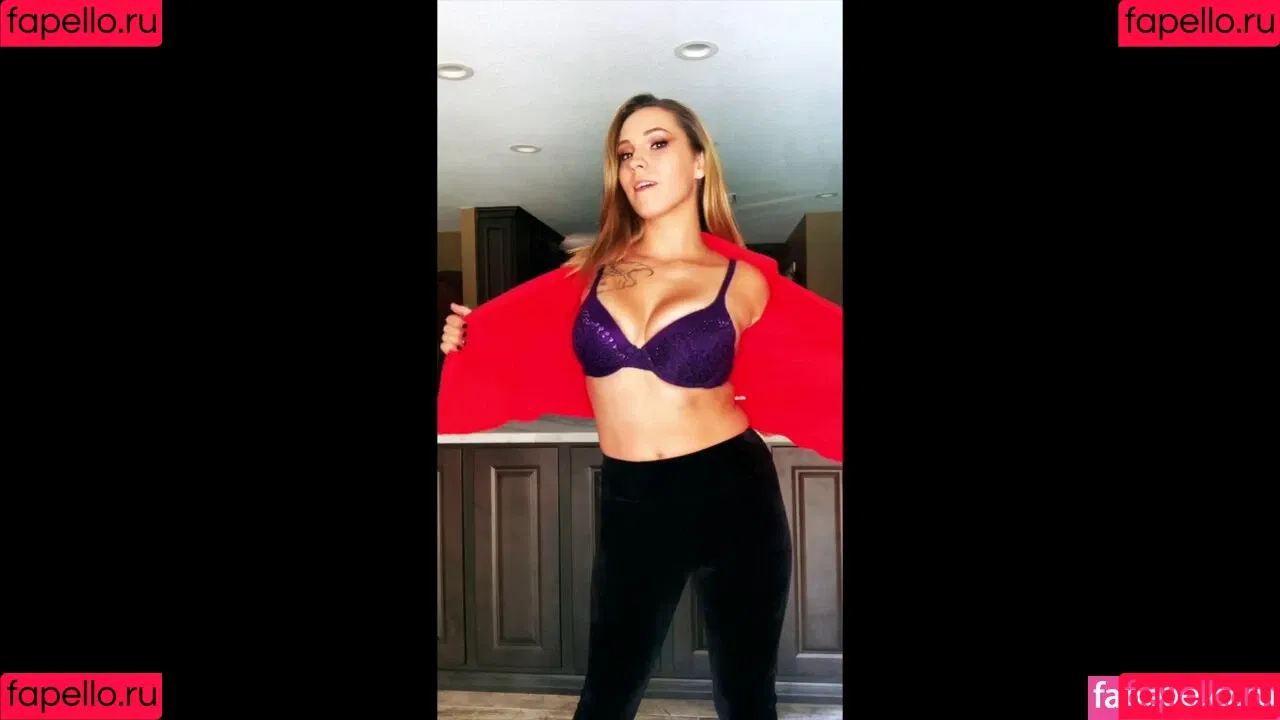 Sasha Foxxx / _sasha_foxx_ / foxxxstudios / sashafoxxx Onlyfans Photo Gallery 
