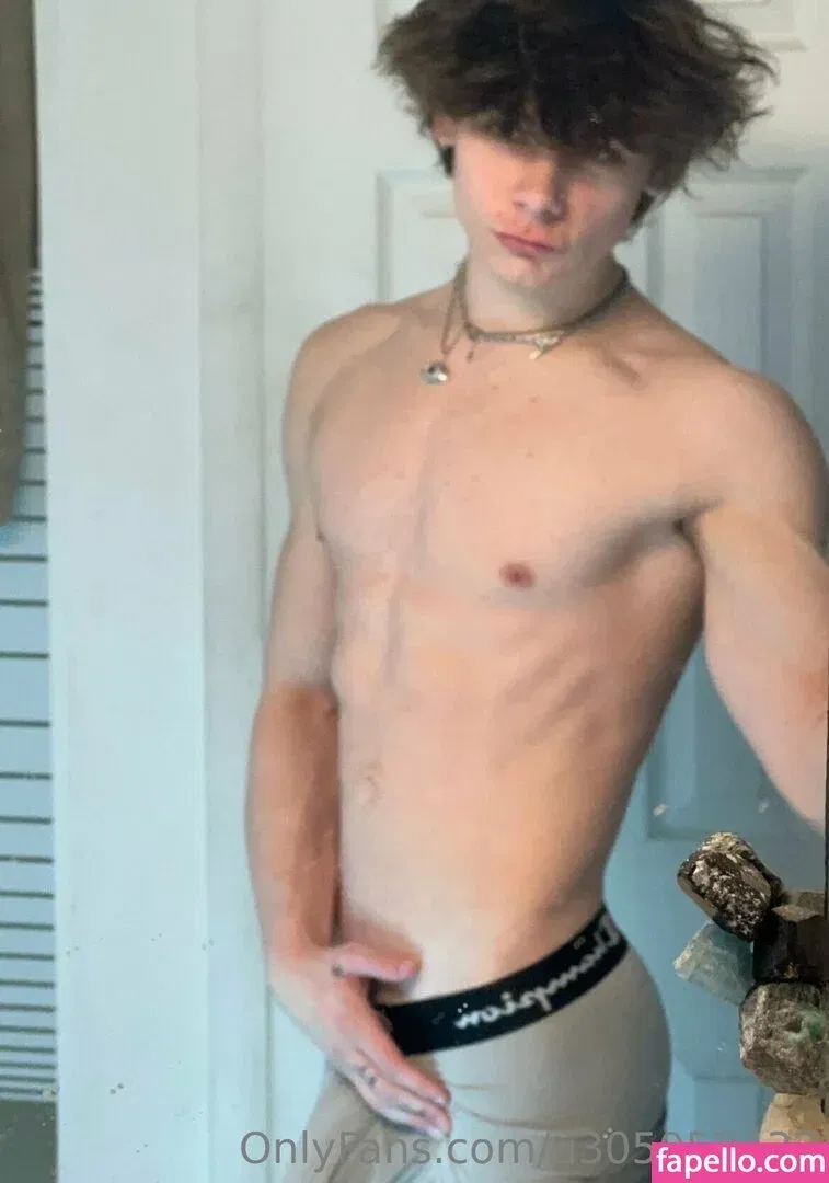 freemr.bubble / project_mr_bubble Onlyfans Photo Gallery 