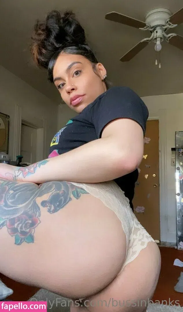 bussinbanks Onlyfans Photo Gallery 