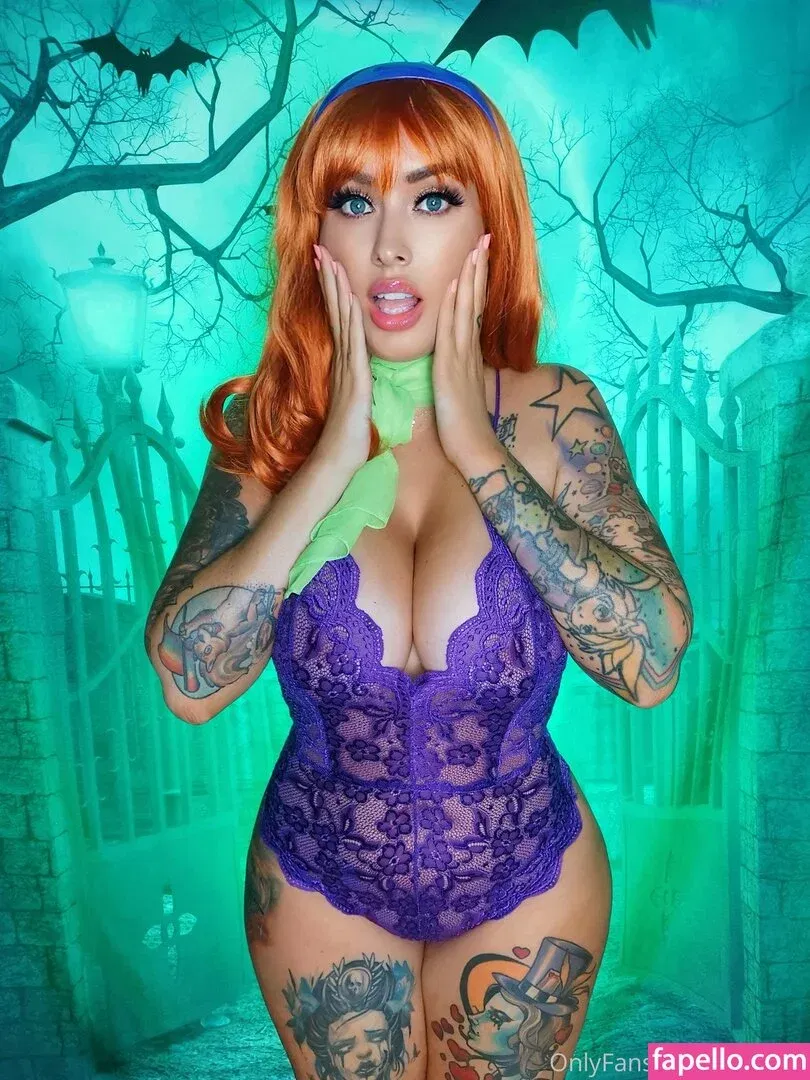 darthlux / lauralux Onlyfans Photo Gallery 