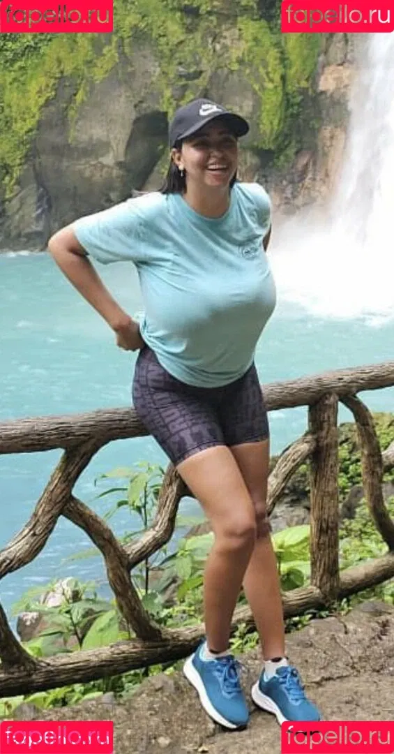 Susana Berrocal / s_bcal / yolaberrocal Onlyfans Photo Gallery 