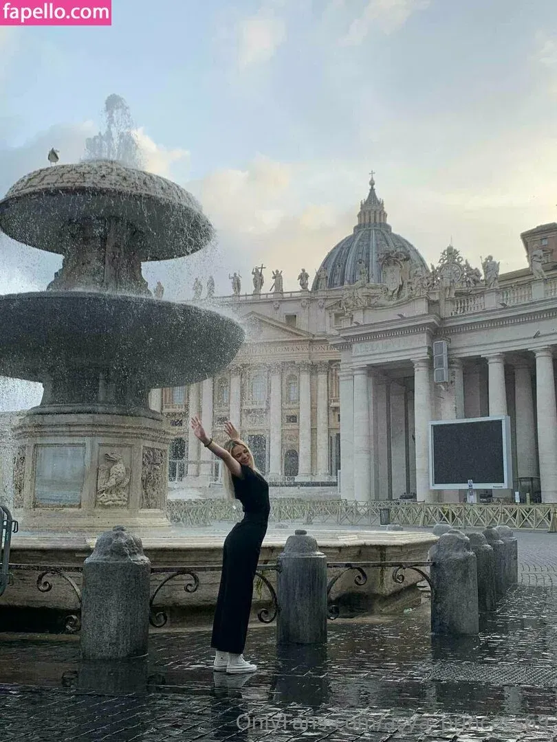 asians_6969 / asya_princess69 Onlyfans Photo Gallery 