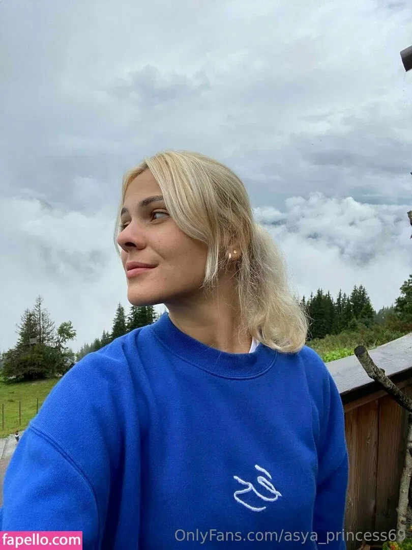 asians_6969 / asya_princess69 Onlyfans Photo Gallery 