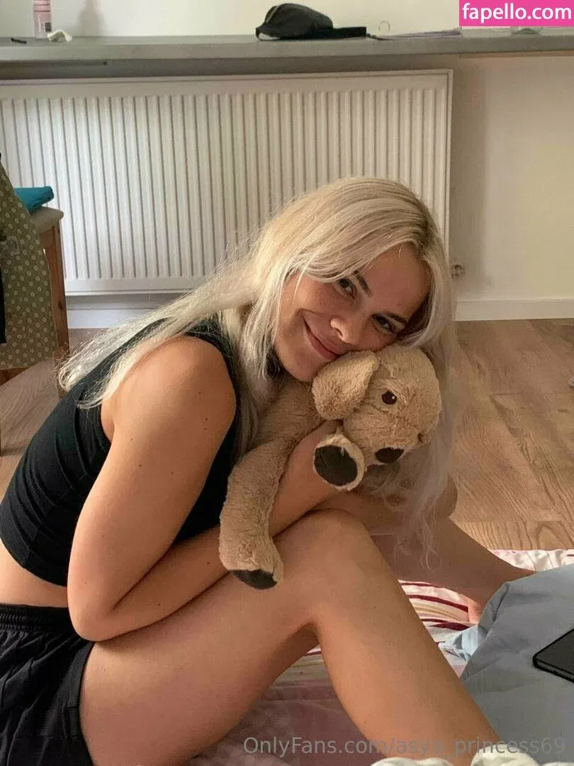 asians_6969 / asya_princess69 Onlyfans Photo Gallery 