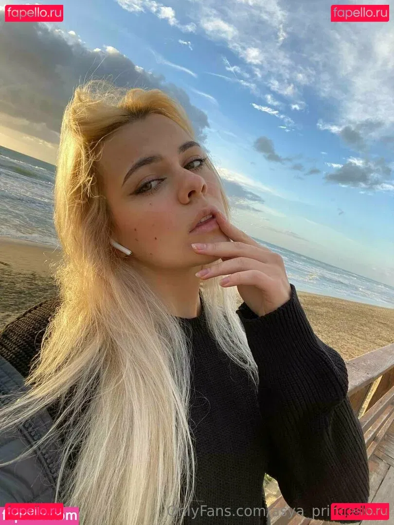 asians_6969 / asya_princess69 Onlyfans Photo Gallery 