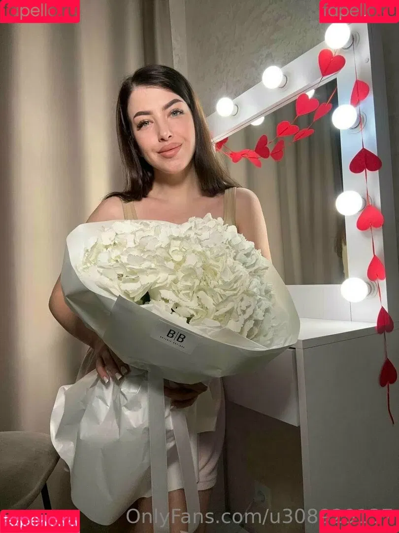 sweeet_yella / sweeetest_jenny Onlyfans Photo Gallery 