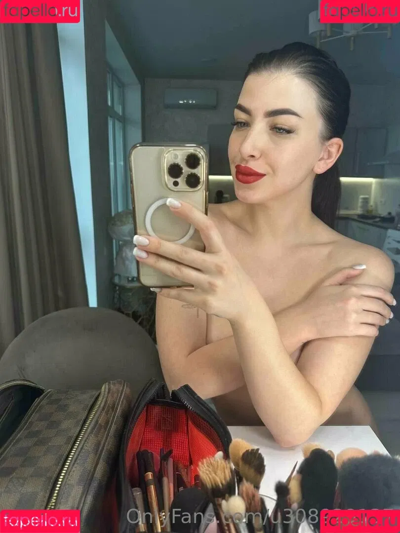 sweeet_yella / sweeetest_jenny Onlyfans Photo Gallery 