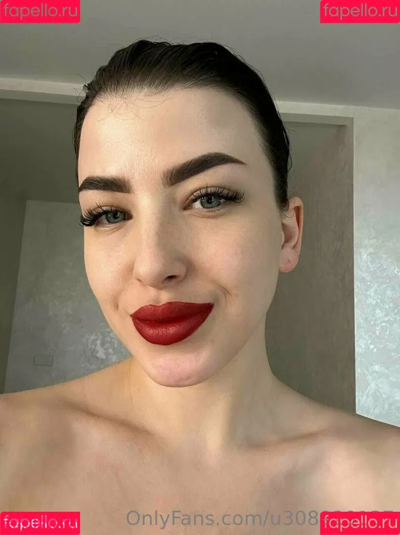 sweeet_yella / sweeetest_jenny Onlyfans Photo Gallery 