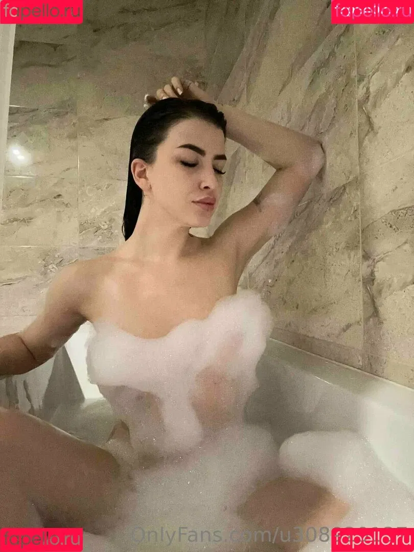 sweeet_yella / sweeetest_jenny Onlyfans Photo Gallery 