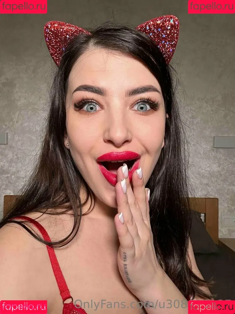 sweeet_yella / sweeetest_jenny Onlyfans Photo Gallery 