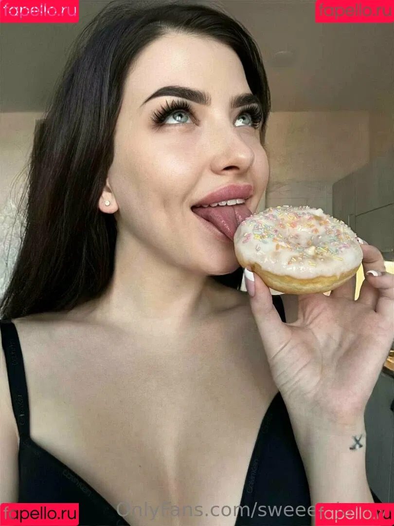 sweeet_yella / sweeetest_jenny Onlyfans Photo Gallery 