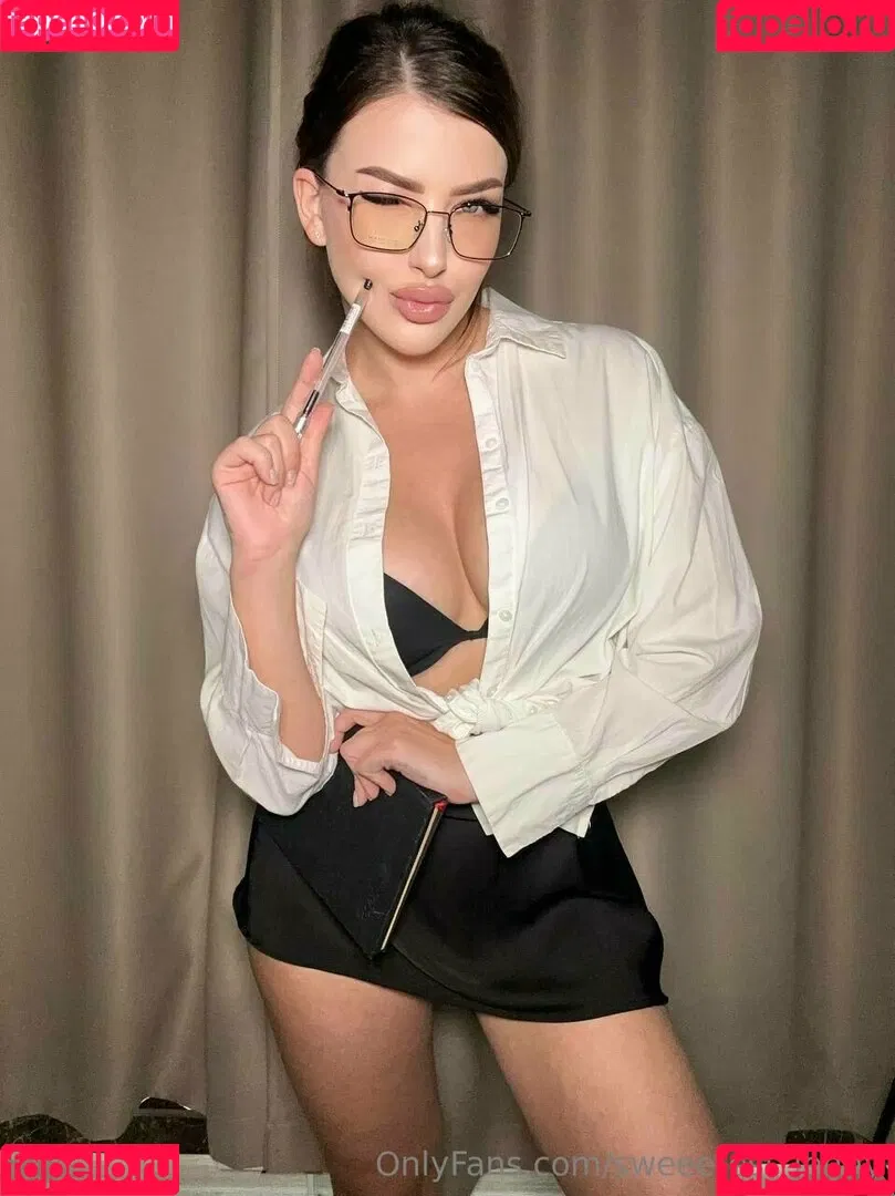 sweeet_yella / sweeetest_jenny Onlyfans Photo Gallery 
