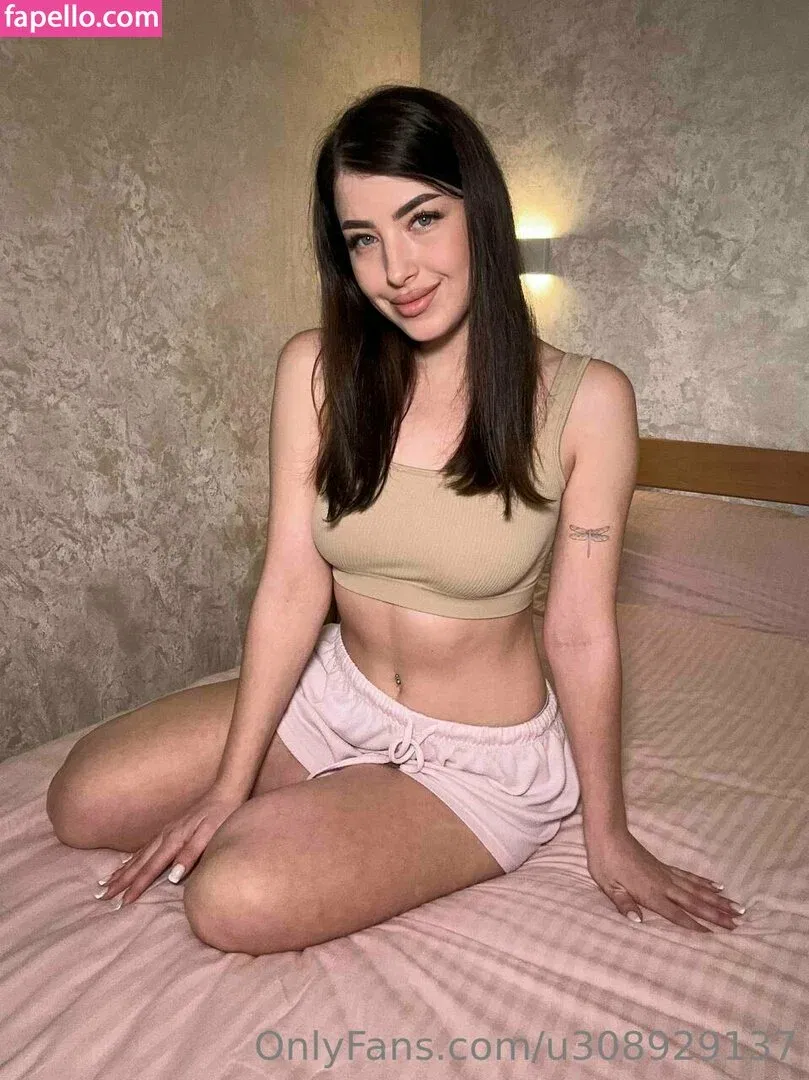 sweeet_yella / sweeetest_jenny Onlyfans Photo Gallery 