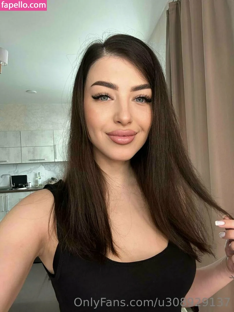 sweeet_yella / sweeetest_jenny Onlyfans Photo Gallery 