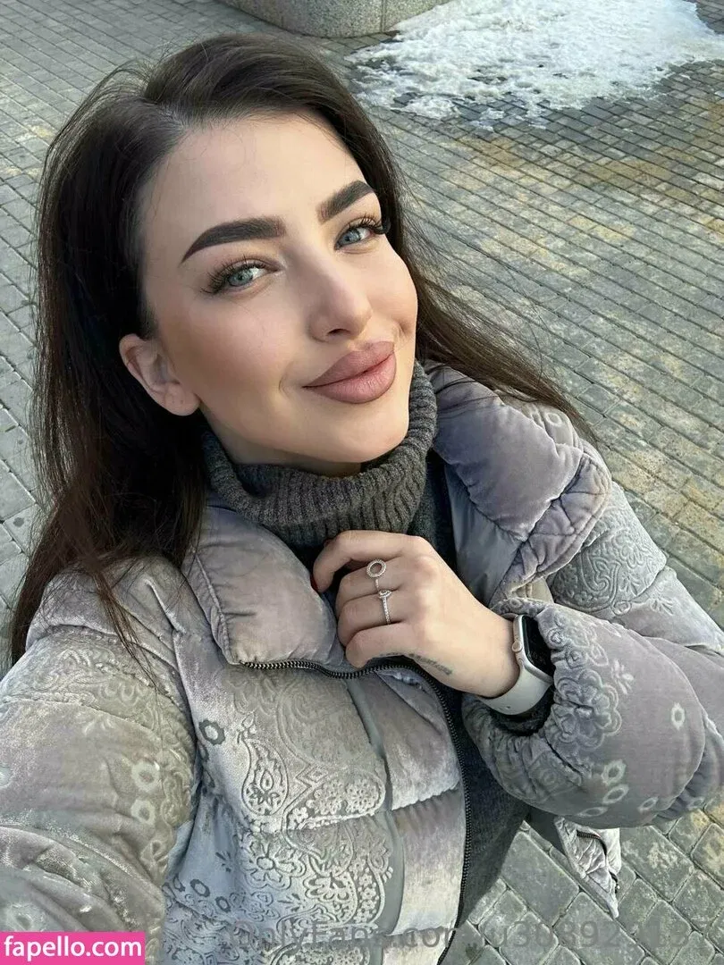 sweeet_yella / sweeetest_jenny Onlyfans Photo Gallery 