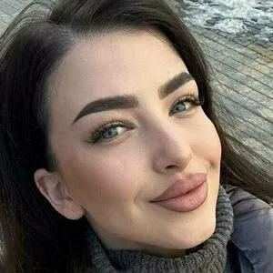 sweeet_yella / sweeetest_jenny Onlyfans Photo Gallery 