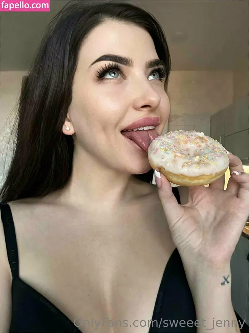 sweeet_yella / sweeetest_jenny Onlyfans Photo Gallery 