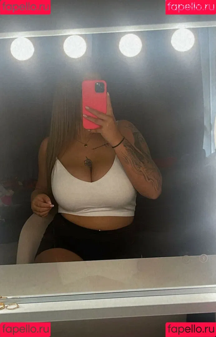Quebecoises / abigaele / aichablack_vip / andiemodel Onlyfans Photo Gallery 