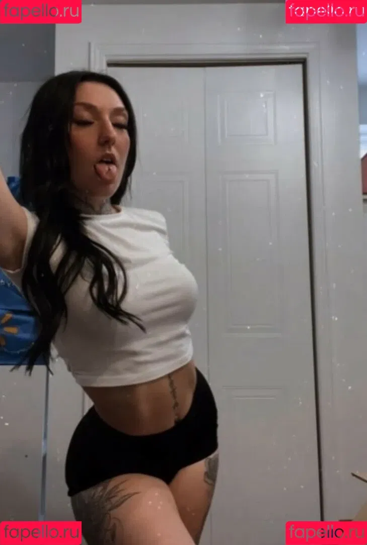 Quebecoises / abigaele / aichablack_vip / andiemodel Onlyfans Photo Gallery 