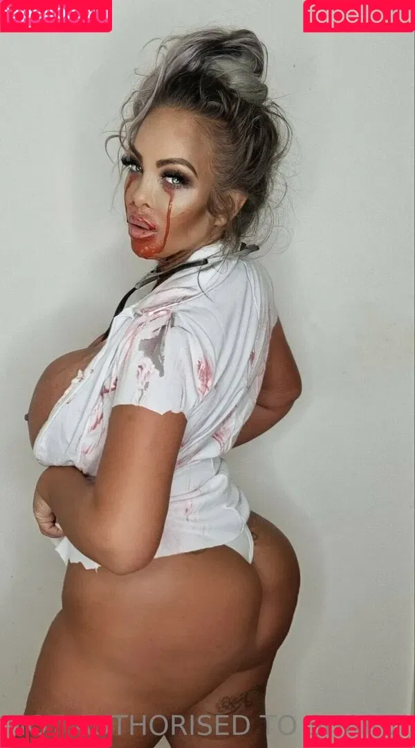 Jema Gilsenan / Princess Levi / levibabestation Onlyfans Photo Gallery 