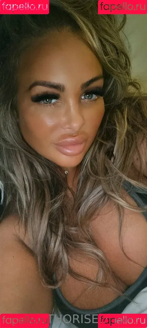 Jema Gilsenan / Princess Levi / levibabestation Onlyfans Photo Gallery 