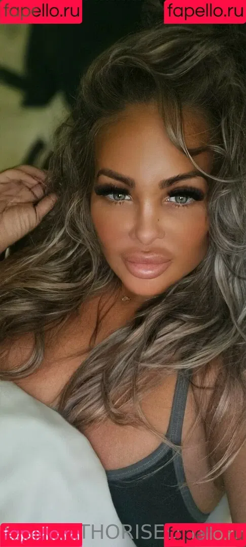 Jema Gilsenan / Princess Levi / levibabestation Onlyfans Photo Gallery 