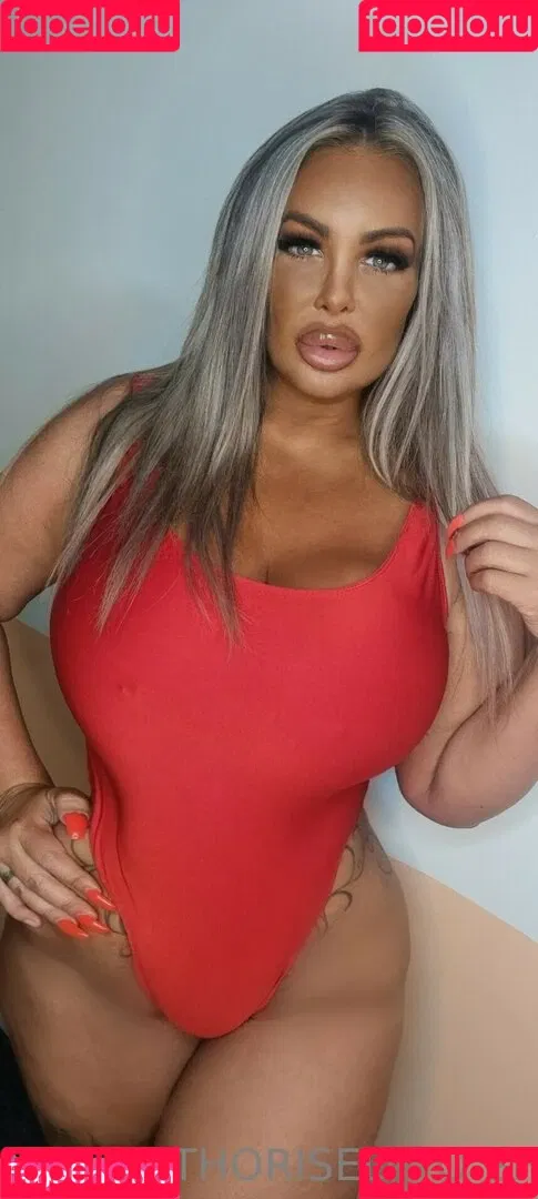 Jema Gilsenan / Princess Levi / levibabestation Onlyfans Photo Gallery 