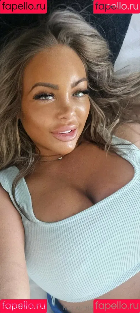 Jema Gilsenan / Princess Levi / levibabestation Onlyfans Photo Gallery 