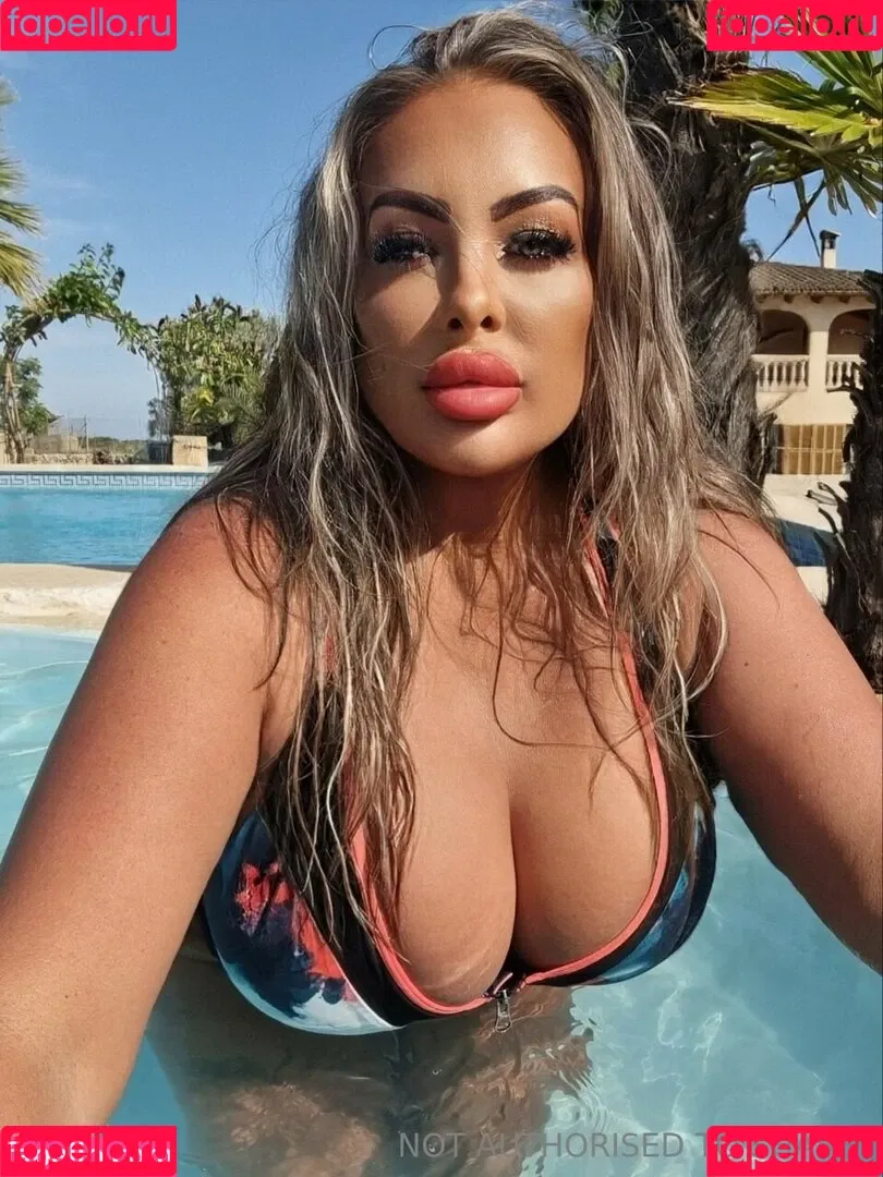Jema Gilsenan / Princess Levi / levibabestation Onlyfans Photo Gallery 